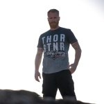 TS S23 10362 Hammer Studio nah front oliv 19205 thor steinar 3